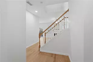 1507 Creek Bend Ln NW, Lawrenceville, GA 30043 - Photo 5