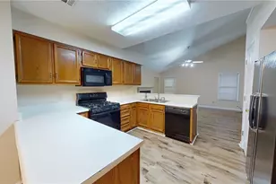 110 Beaverwood Ln, Lawrenceville, GA 30044 - Photo 3