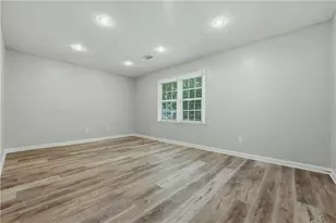 260 Timber Creek Ln SW, Marietta, GA 30060 - Photo 17
