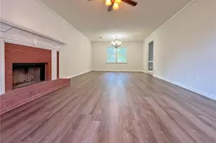 3060 Oak Meadow Dr, Snellville, GA 30078 - Photo 7