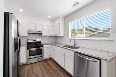 8413 Glenwoods Terrace, Riverdale, GA 30274 - Photo 5