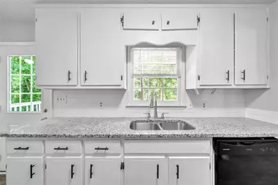 608 Wood Ridge Drive, Woodstock, GA 30189 - Photo 5