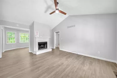 608 Wood Ridge Drive, Woodstock, GA 30189 - Photo 11