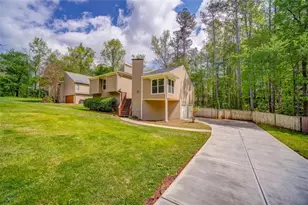 2218 Woodfern Dr, Marietta, GA 30062 - Photo 3