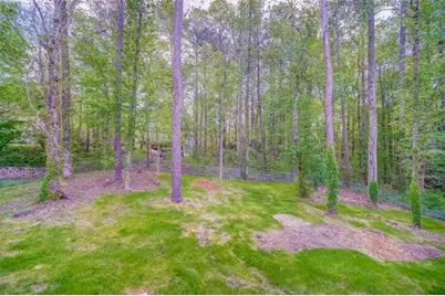 2218 Woodfern Drive, Marietta, GA 30062 - Photo 17
