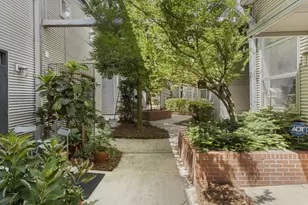 400 Village Pkwy, Atlanta, GA 30306 - Photo 35