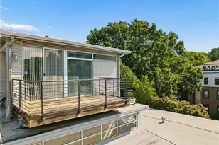 400 Village Parkway NE, Atlanta, GA 30306 - Photo 25