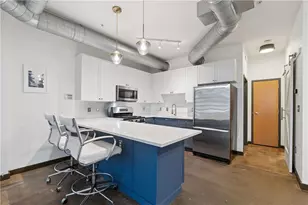 400 Village Parkway NE, Atlanta, GA 30306 - Photo 9