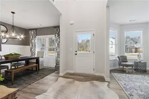 497 Fox Crk Dr, Braselton, GA 30517 - Photo 3