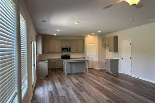 497 Fox Crk Dr, Braselton, GA 30517 - Photo 9