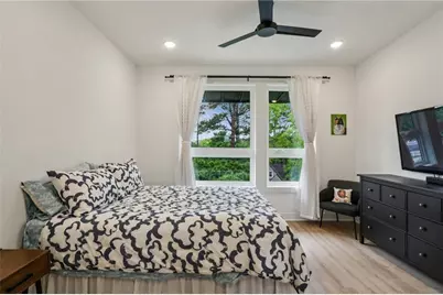 2199 Lenox Road NE #11, Atlanta, GA 30324 - Photo 15