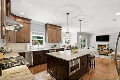 12880 Bucksport Drive, Roswell, GA 30075 - Photo 11