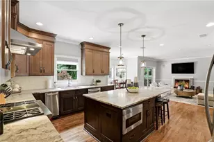 12880 Bucksport Dr, Roswell, GA 30075 - Photo 11