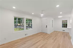 1979 Creekside Ct, Decatur, GA 30032 - Photo 5