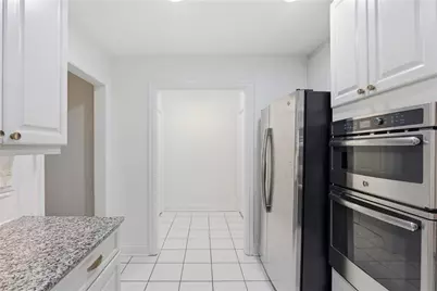 211 Colonial Homes Drive NW #2203, Atlanta, GA 30309 - Photo 13