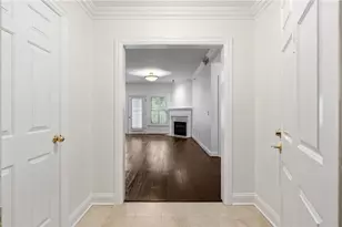 211 Colonial Homes Dr NW, Atlanta, GA 30309 - Photo 3