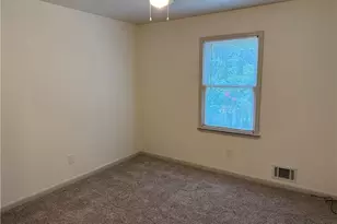 412 Hickory Walk, Woodstock, GA 30188 - Photo 17