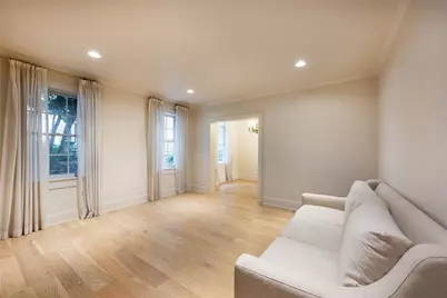 2222 Peachtree Road NW #A3, Atlanta, GA 30309 - Photo 11