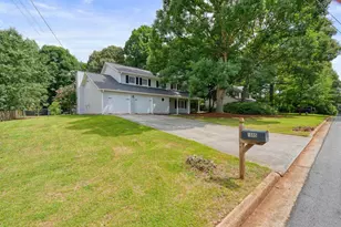 1695 Ridgeway Dr, Lawrenceville, GA 30044 - Photo 3