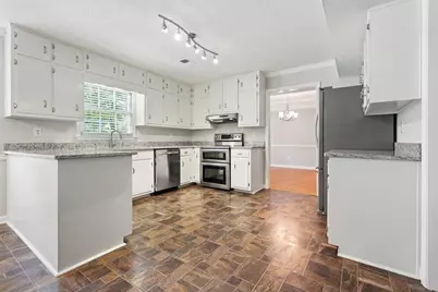 1695 Ridgeway Drive, Lawrenceville, GA 30044 - Photo 11