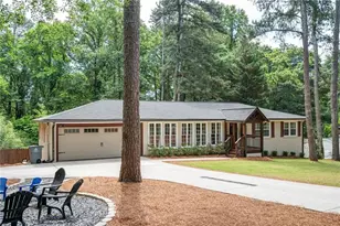 273 Skyland Dr, Roswell, GA 30075 - Photo 3