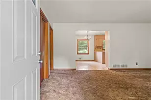 4097 Gladesworth Ln, Decatur, GA 30035 - Photo 5