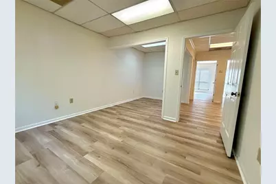 875 Old Roswell Road #G-300, Roswell, GA 30076 - Photo 11