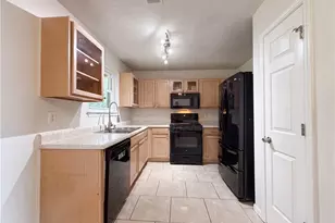 2690 Ward Lake Ct, Ellenwood, GA 30294 - Photo 9