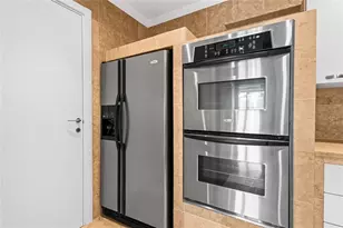 3334 Peachtree Rd NE, Atlanta, GA 30326 - Photo 7