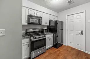 3927 Wabash Ln, Ellenwood, GA 30294 - Photo 5