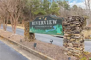 103 Riverview Dr SE, Marietta, GA 30067 - Photo 3