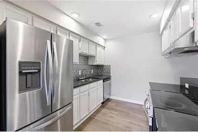 605 Candler Street #B13, Gainesville, GA 30501 - Photo 13