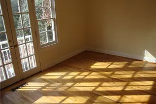 3644 Kingsboro Rd NE, Atlanta, GA 30319 - Photo 3