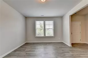 638 Saffron Blvd, Lawrenceville, GA 30045 - Photo 7