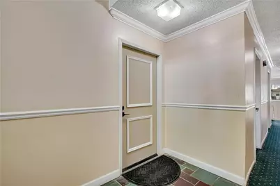 6851 Roswell Road #Q16, Atlanta, GA 30328 - Photo 7