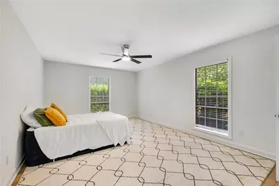 6851 Roswell Road #Q16, Atlanta, GA 30328 - Photo 13