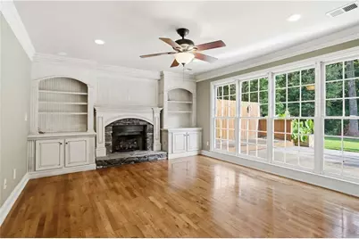2416 Westport Circle SW, Marietta, GA 30064 - Photo 7