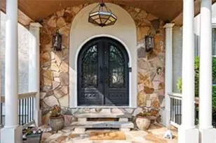 2917 Ashebrooke Dr NE, Marietta, GA 30068 - Photo 3
