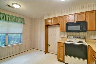 5653 Waterford Court, Morrow, GA 30260 - Photo 7