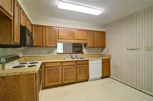 5653 Waterford Ct, Morrow, GA 30260 - Photo 9