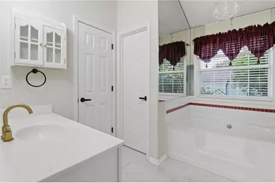 2765 Suwanee Lakes Trail, Suwanee, GA 30024 - Photo 37