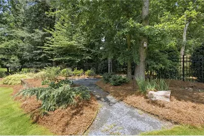 6214 Poplar Bluff Circle, Peachtree Corners, GA 30092 - Photo 39