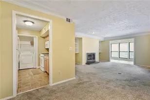 1014 Dunbar Dr, Atlanta, GA 30338 - Photo 7