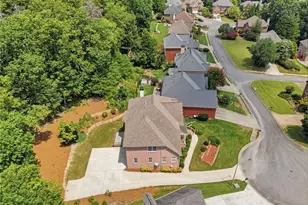 1103 Promontory Dr, Marietta, GA 30062 - Photo 3
