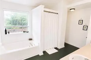 6009 Riveroak Terrace, College Park, GA 30349 - Photo 13