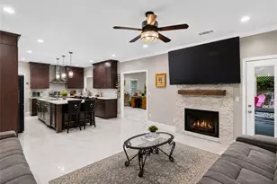 544 Martin Forest Ln, Lawrenceville, GA 30045 - Photo 5