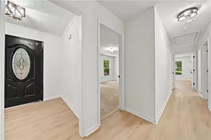 5070 River Lake Dr, Chattahoochee Hills, GA 30213 - Photo 9