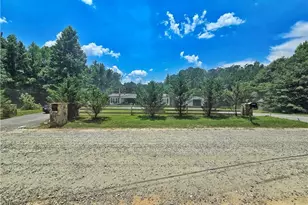 2001 Rocky Creek Rd, Mansfield, GA 30055 - Photo 7