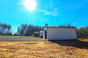 2001 Rocky Creek Rd, Mansfield, GA 30055 - Photo 13