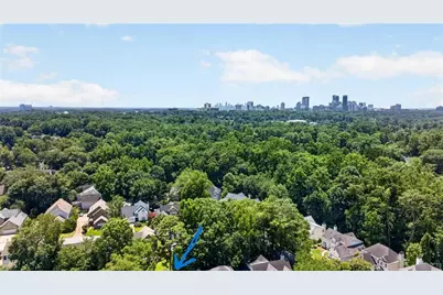 1125 Capital Club Circle NE, Atlanta, GA 30319 - Photo 27